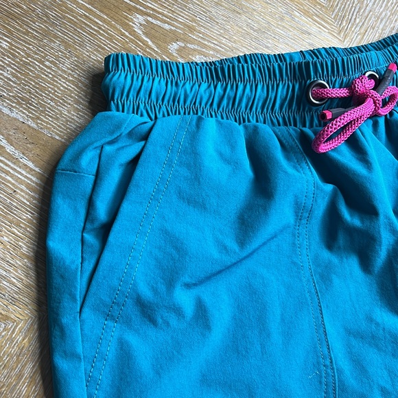 TRESTLES Men’s Shorts S - Picture 2 of 10
